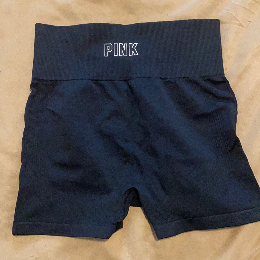 PINK Seamless yoga shorts